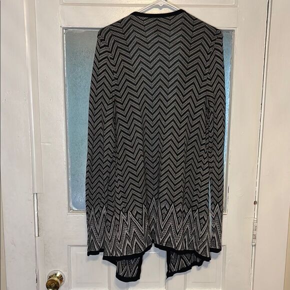 Faded Glory Women’s Black and White Chevron Open Front Cardigan Duster Size XL - Picture 5 of 5